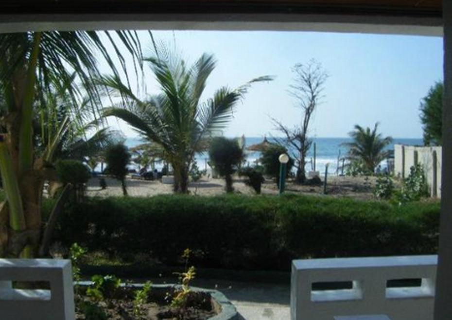 Holiday Beach Club Kololi Exterior foto